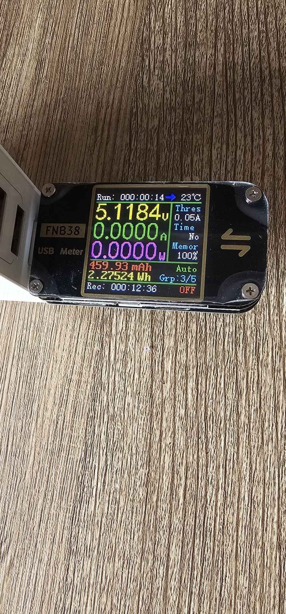 Тестер USB    FNIRSI  FNB38