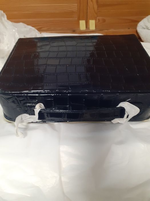 Nowa duza kosmetyczka Estee Lauder