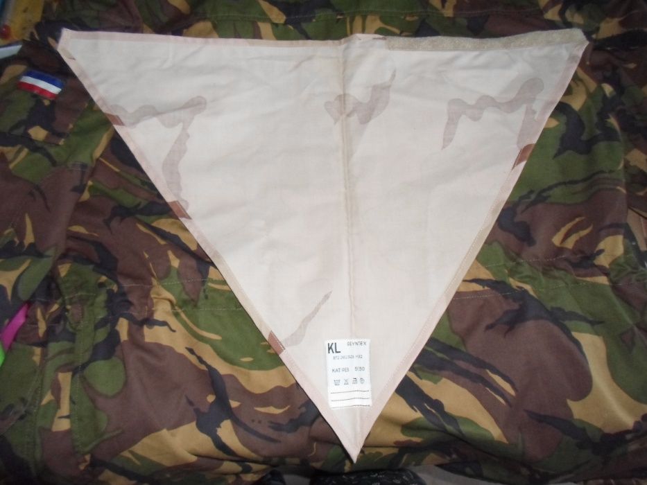 Chusta Bandana Wojskowa Holenderska 3-C Desert camo na rzepy