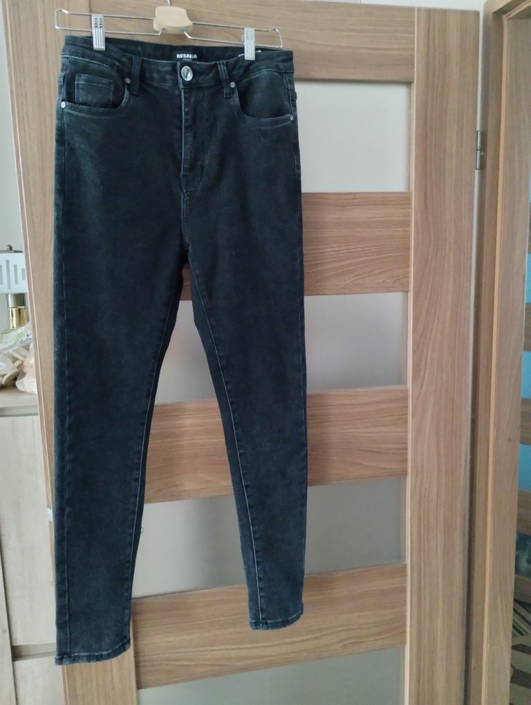 Spodnie jeans czarne , Polecam