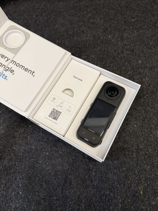 Insta360 x5 на запчастини