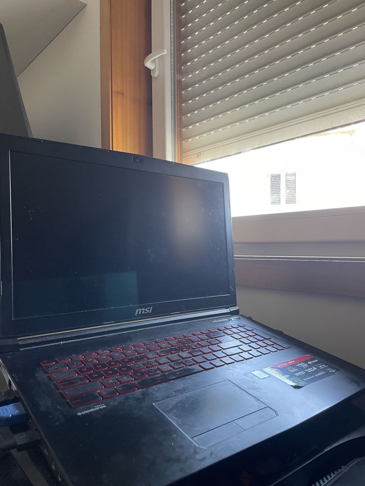 MSI Gaming - i7 + GTX 1060 6GB + SSD + 16GB RAM - 17.3”