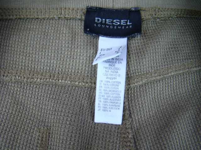 Фирменные шорты Diesel, хаки, камуфляж, размер L.