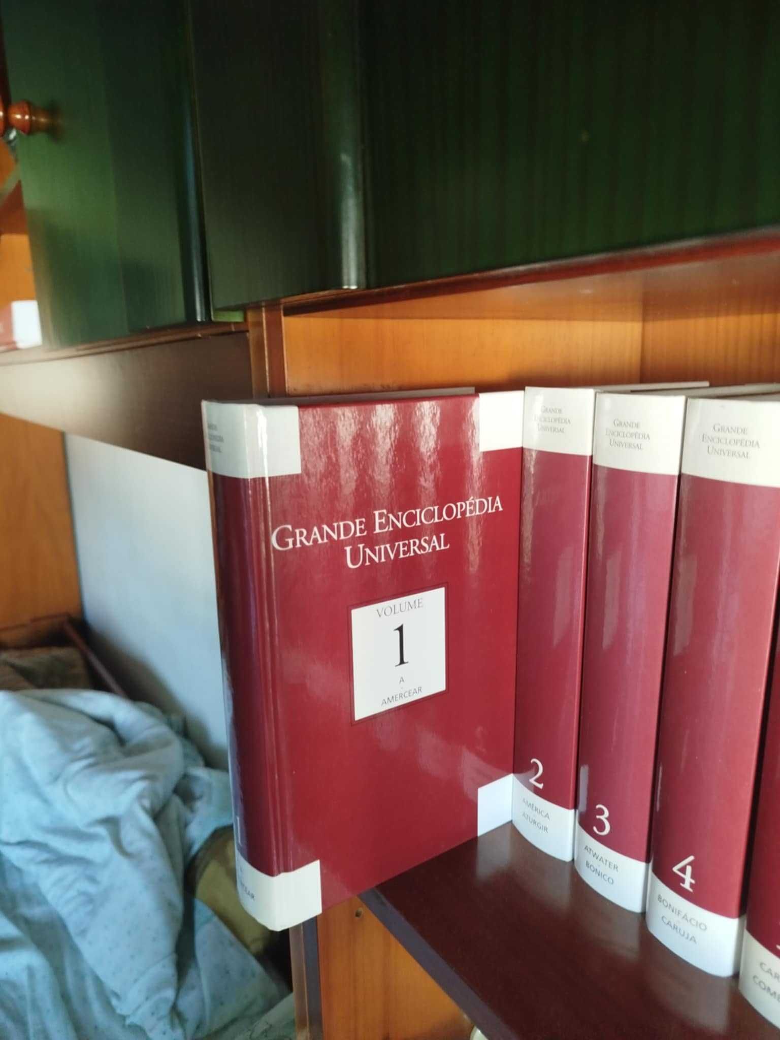 Colecção de livros ''grande enciclopédia universal''