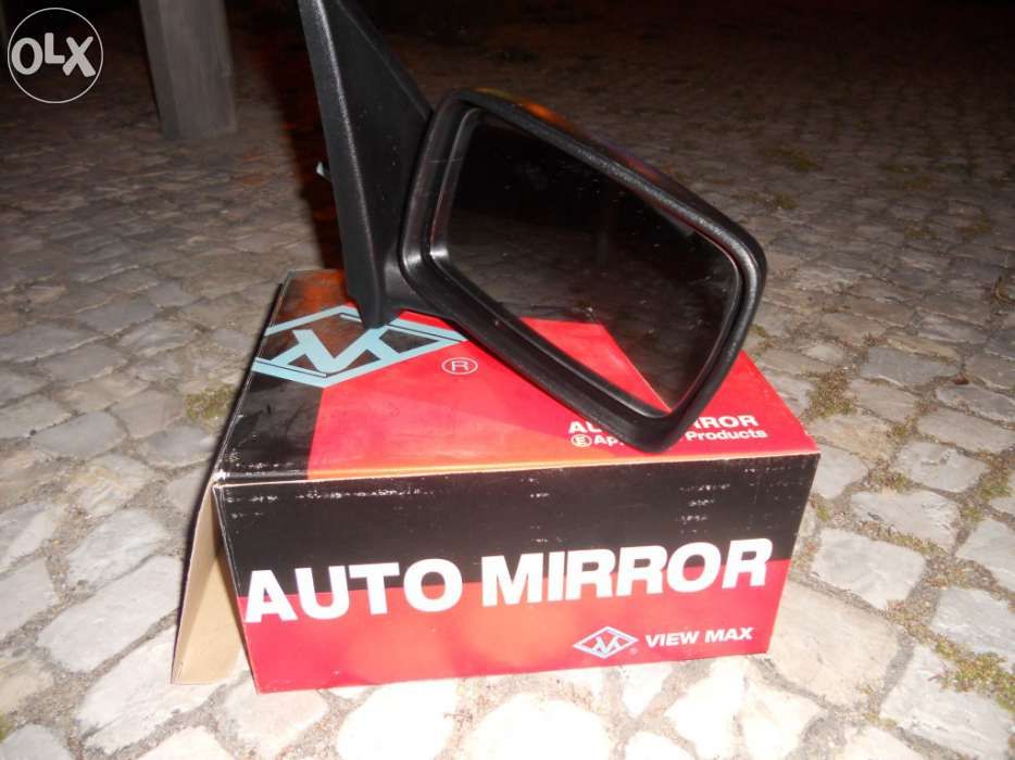 Vendem-se dois espelhos Ford Fiesta anos 90. 20 euros cada.