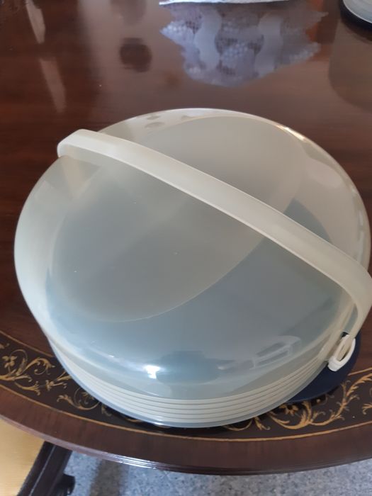 Caixa para bolos Tupperware