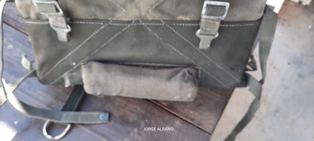 Mochilas militar antigas