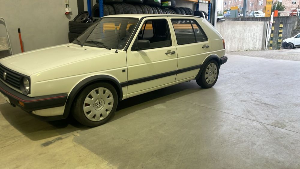 Volkswagen Golf 2