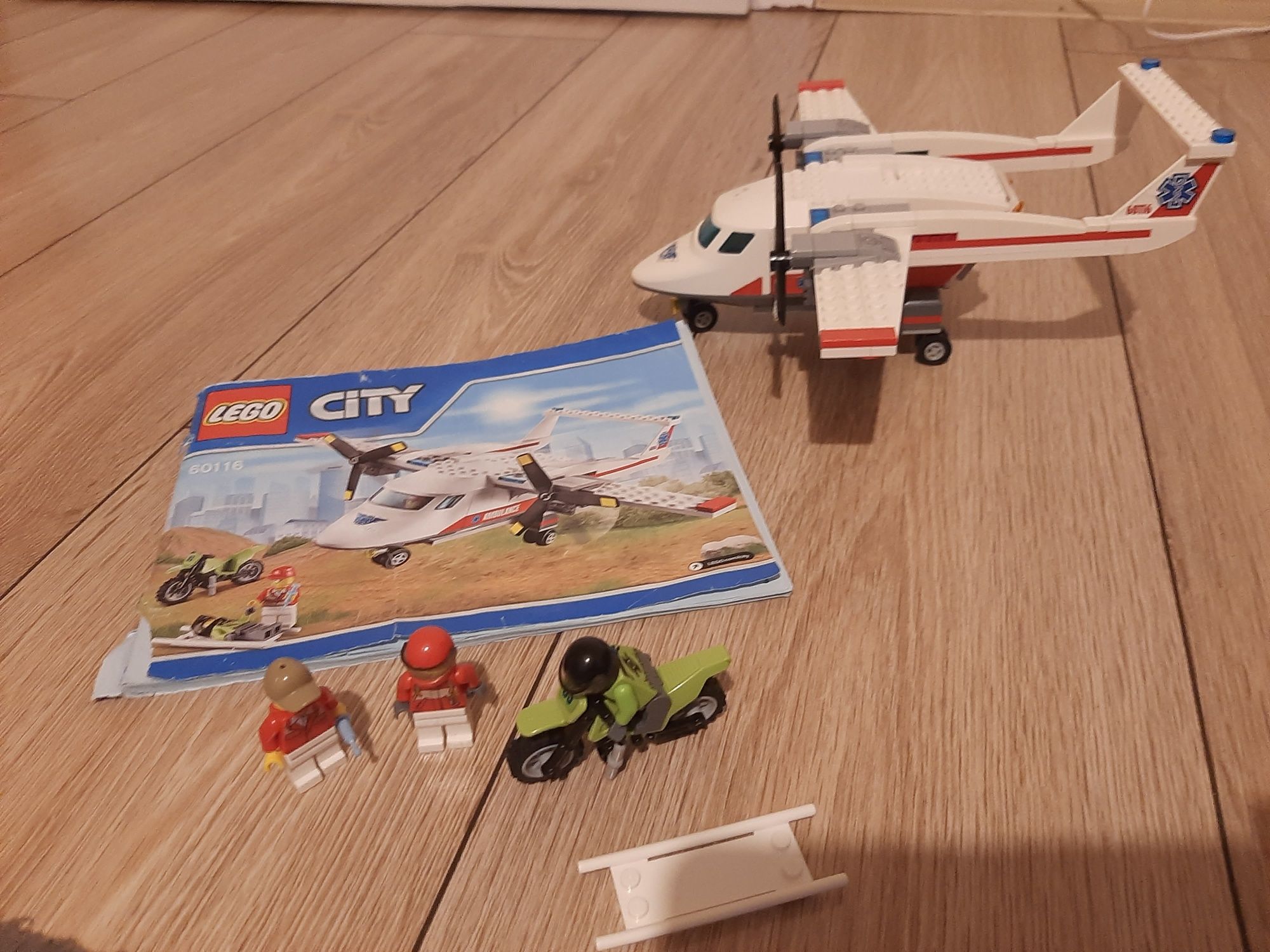 Lego 60116 samolot ratowniczy