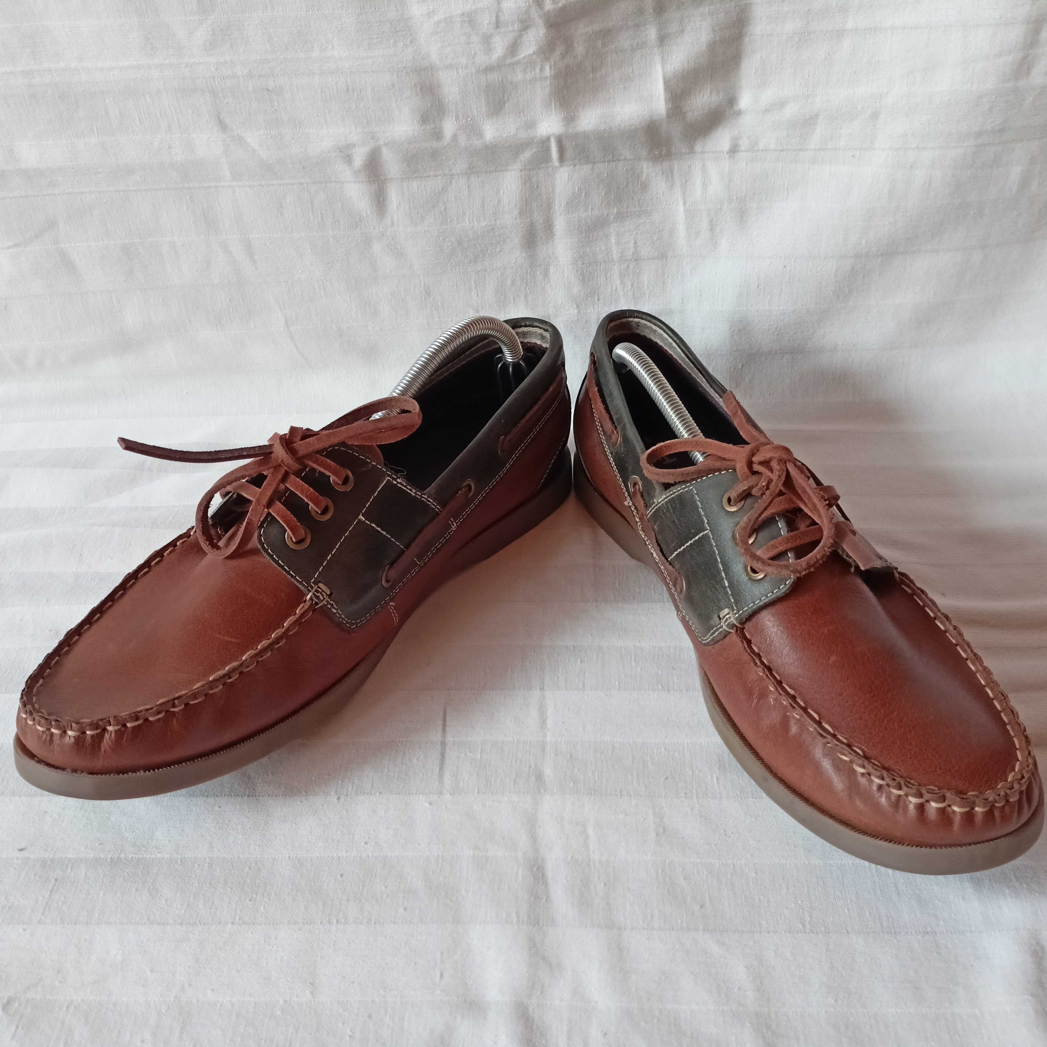 TU roz. 44,5 / UK 10/ - dł. wkł. 29,5 cm - skóra- nowe