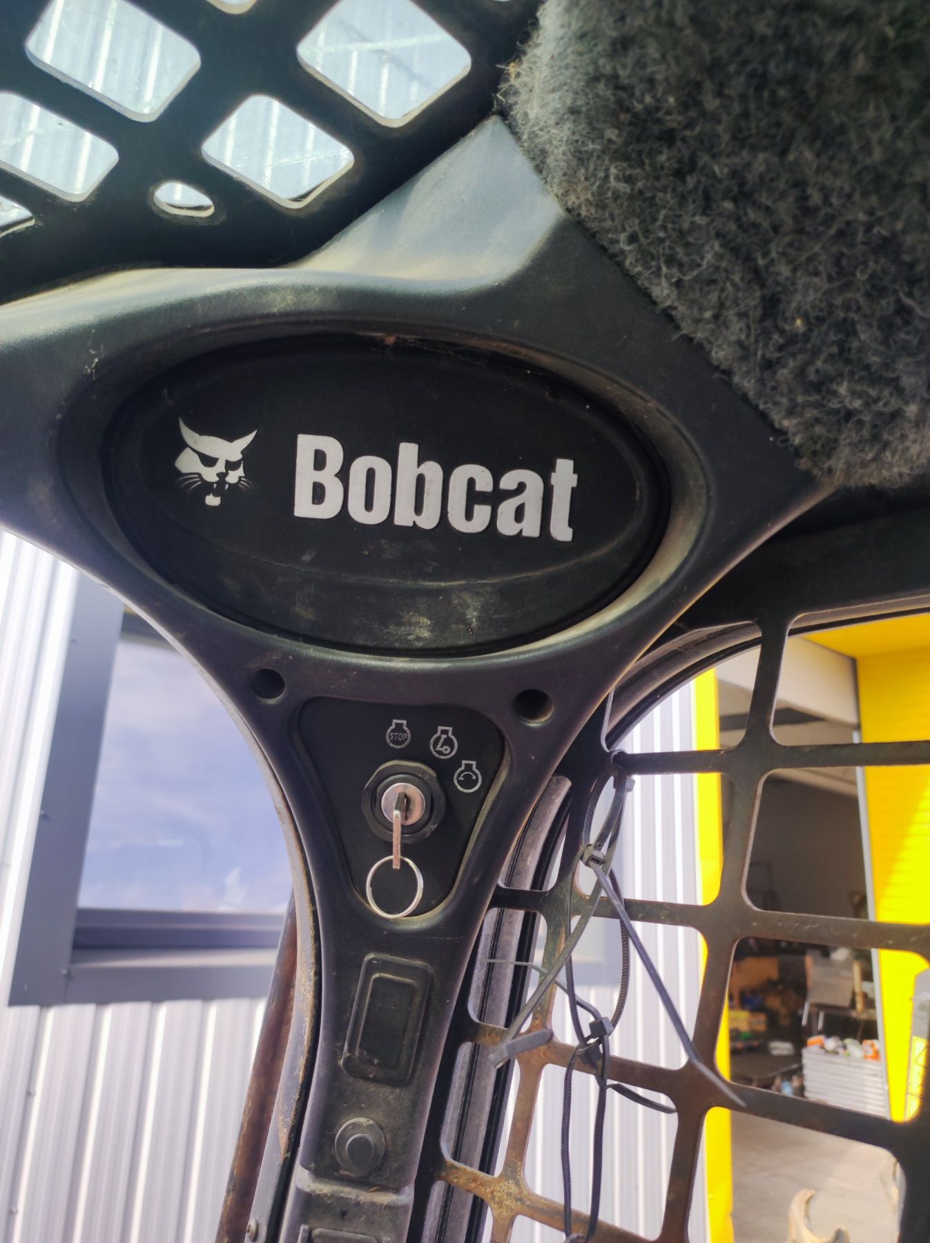Продам Bobcat s650