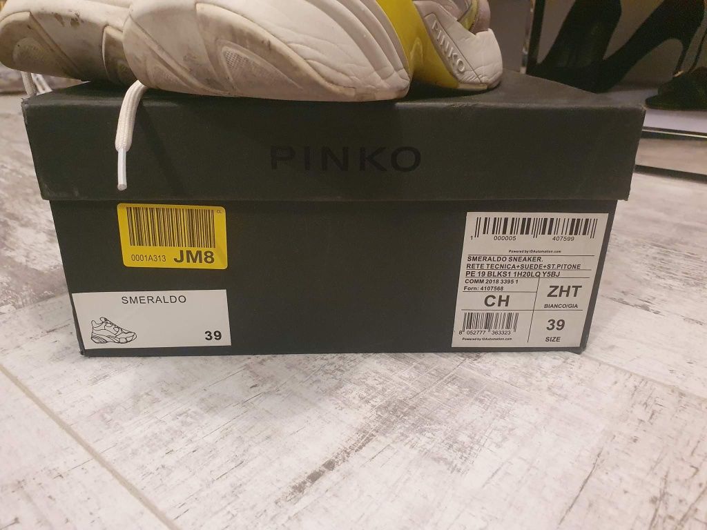 Sneakersy Pinko.