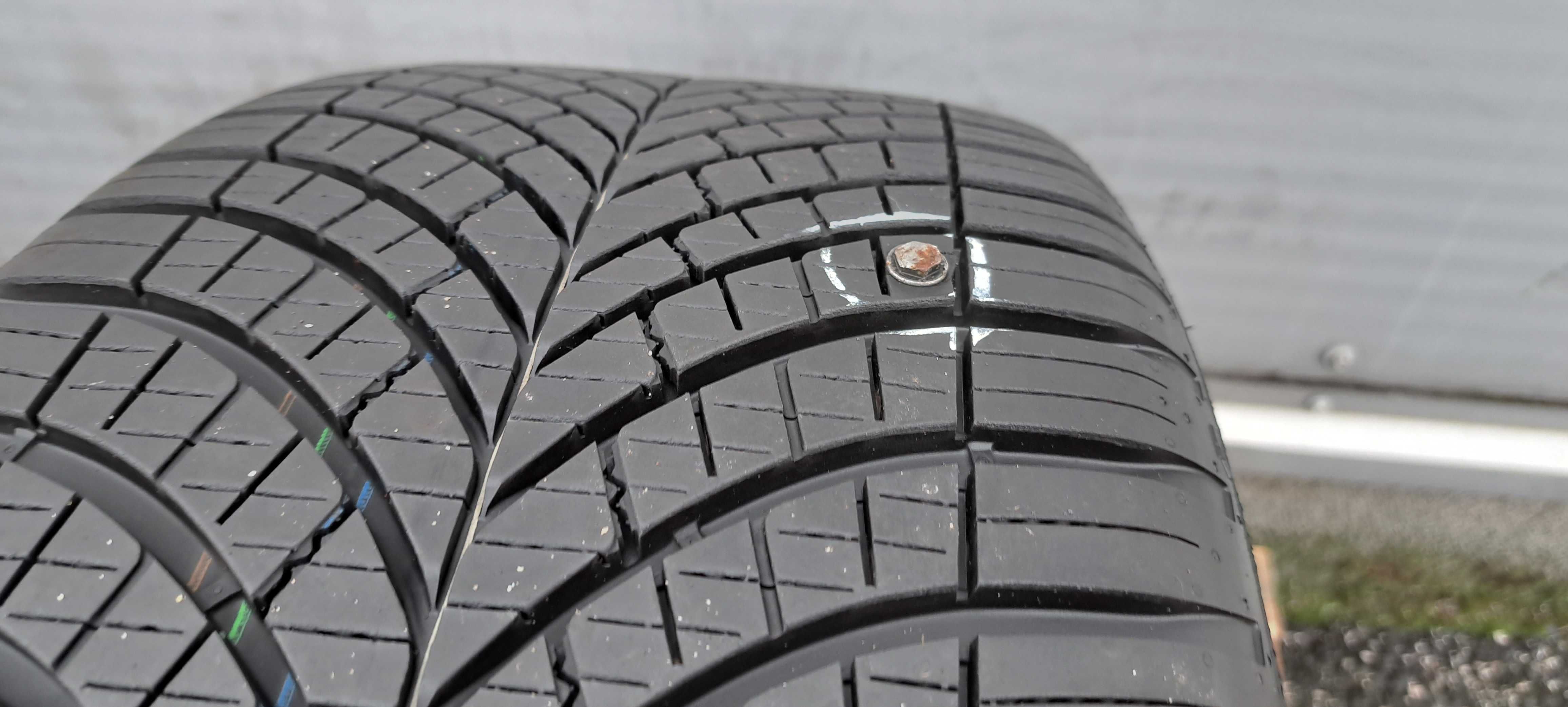 2x opona całoroczna 255/40/20 GoodYear Vector 4seasons Gen III XL 2022