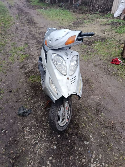 Продам 3000 скутер барракуда 150 куб