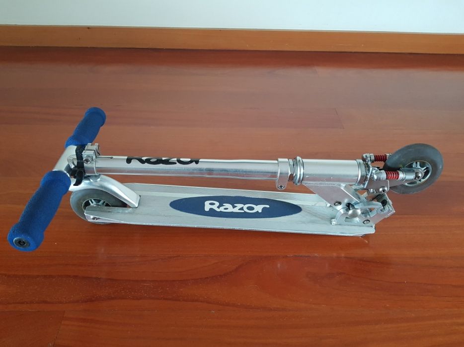 Trotinete extensível e dobrável