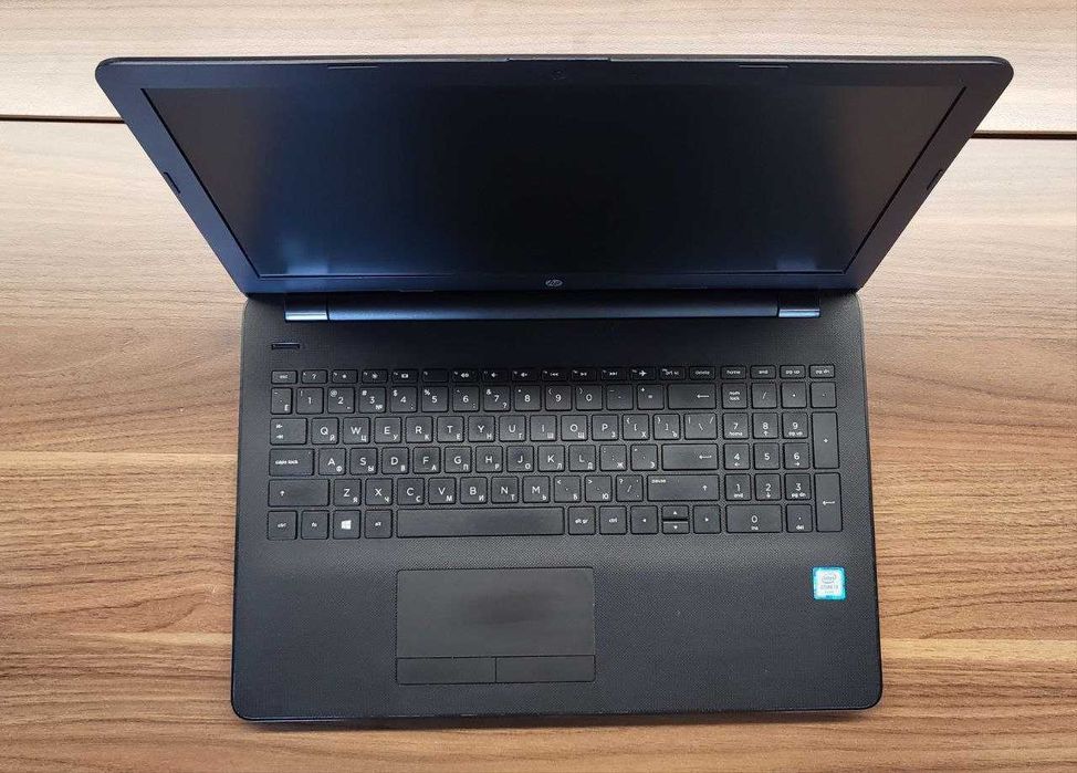 HP 15  (15-bs053ur)
