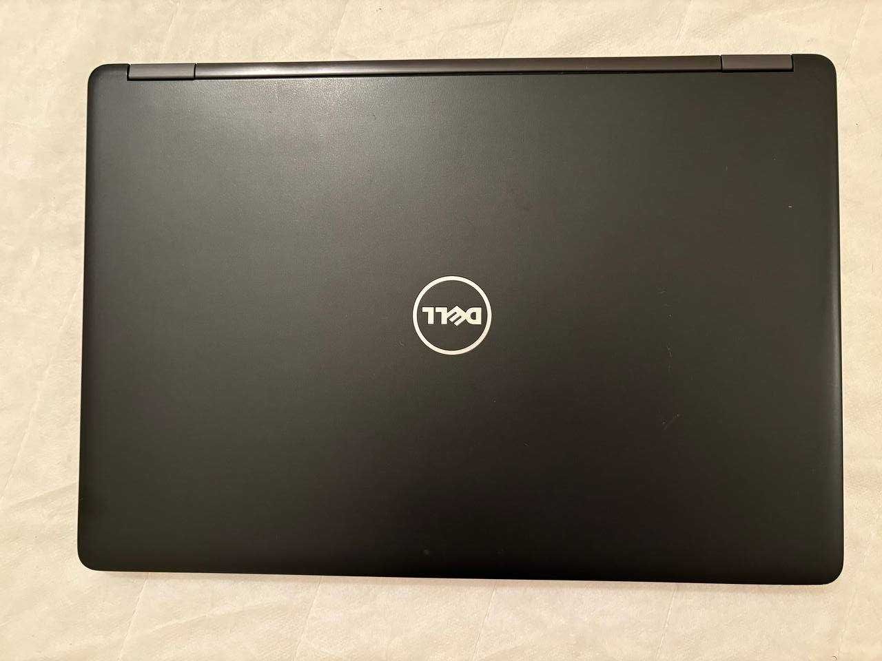 Laptop DELL 5480 Intel® Core™ i5 16GB DDR4 512GB SSD USB-C™ FHD Win10