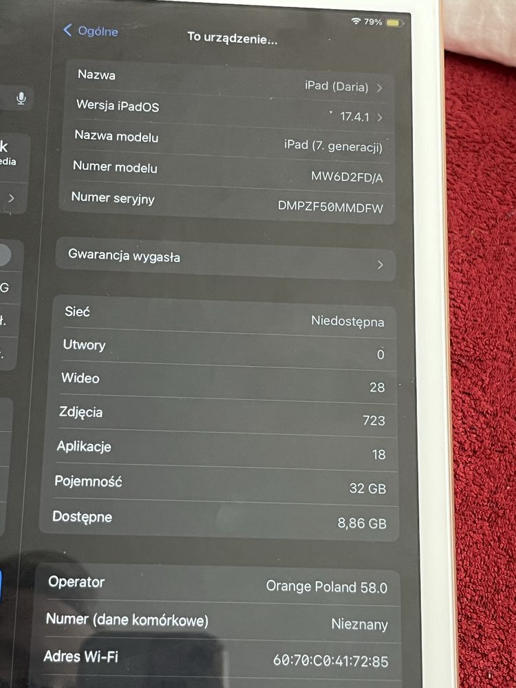 Apple Ipad 7 gen 32 GB złoty gold LTE 10,2” z klawiaturą combo