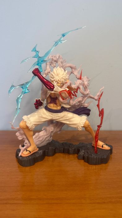 Figura Luffy Gear 5 One Piece