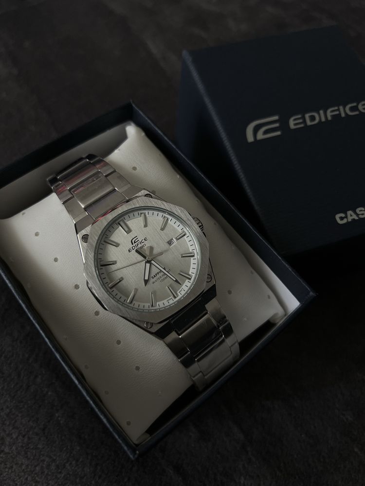 Годинник Casio Edifice EFR-S108D
