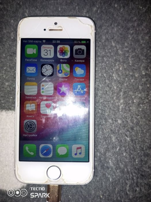 iPhone 5s 32 ГБ, рабочий

Телефон в хорошем рабочем состоянии.
Всё раб