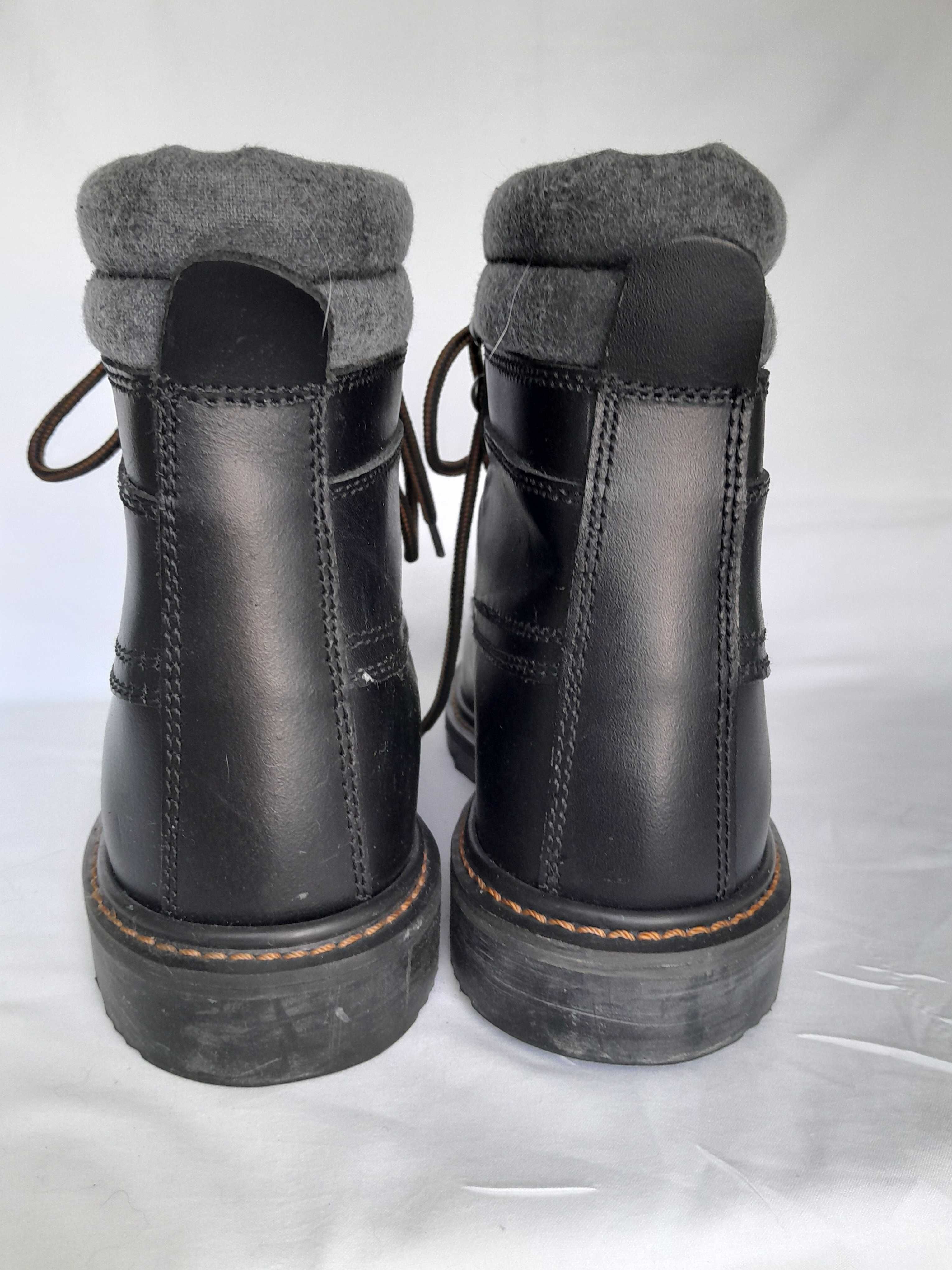 Sprzedam buty robocze Redwood.