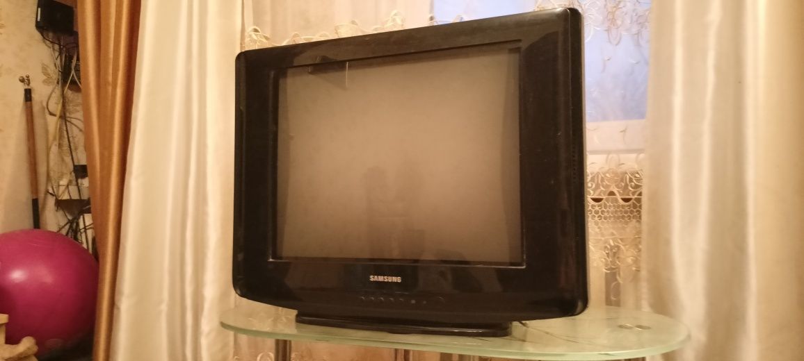 Продам телевізор samsung