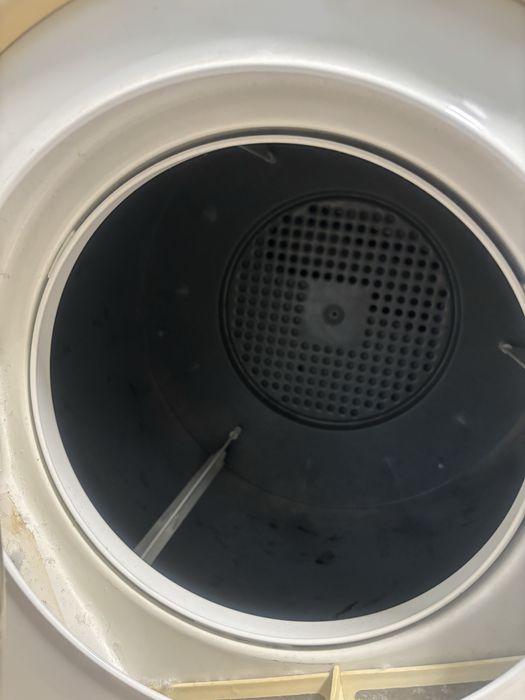 Máquina secar roupa