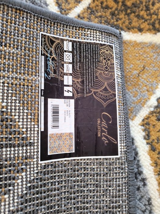 Sprzedam dywan do salonu