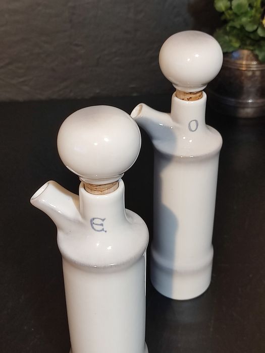 Goebel dozowniki - butelki  Essig und Öl