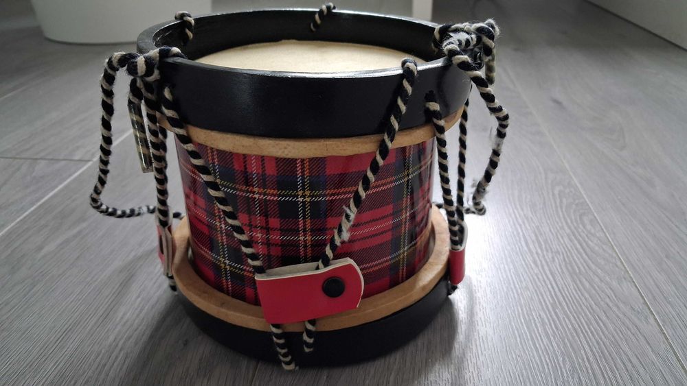 bębenek kupiony w Szkocji