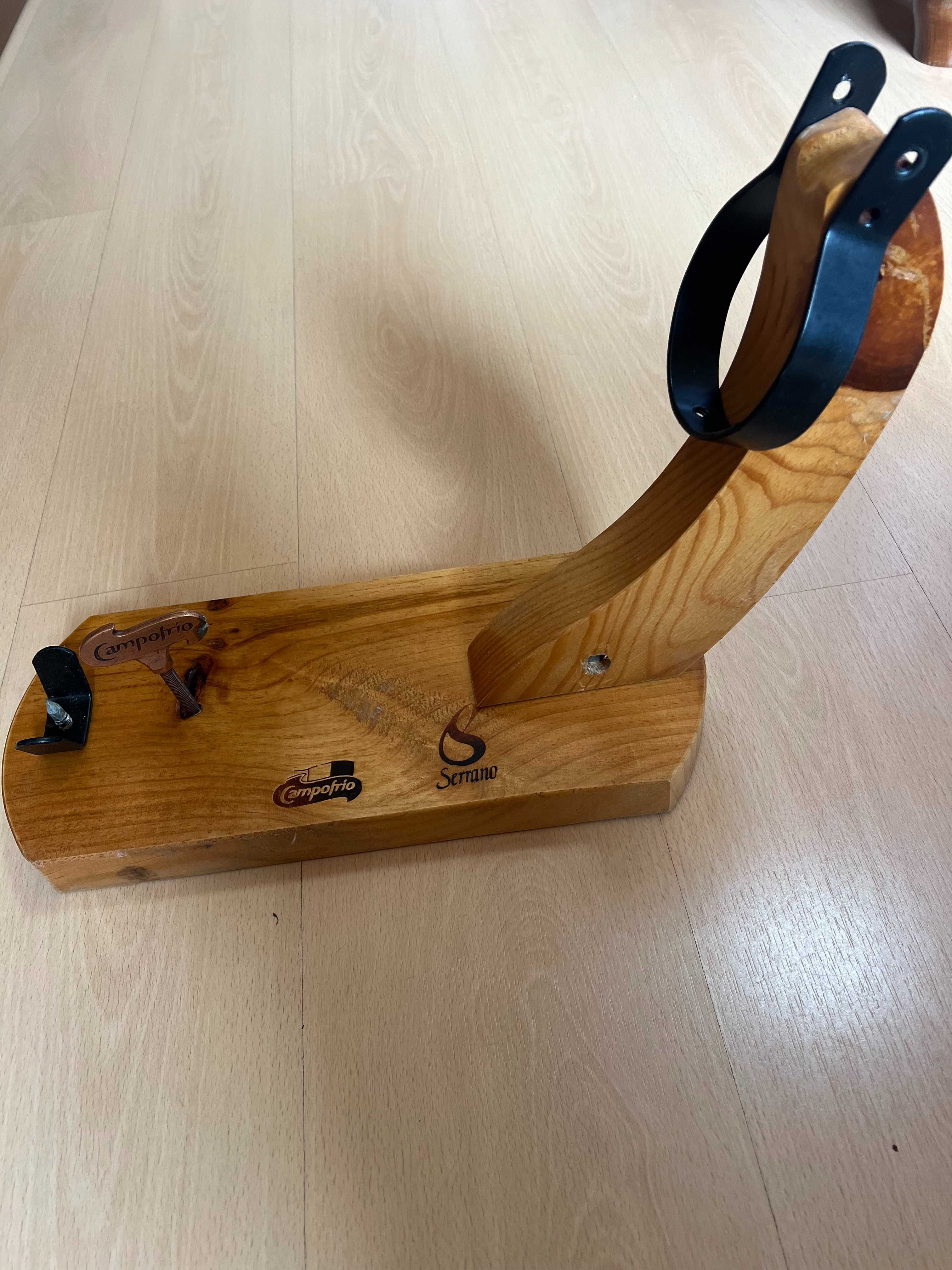 Suporte novo para presunto