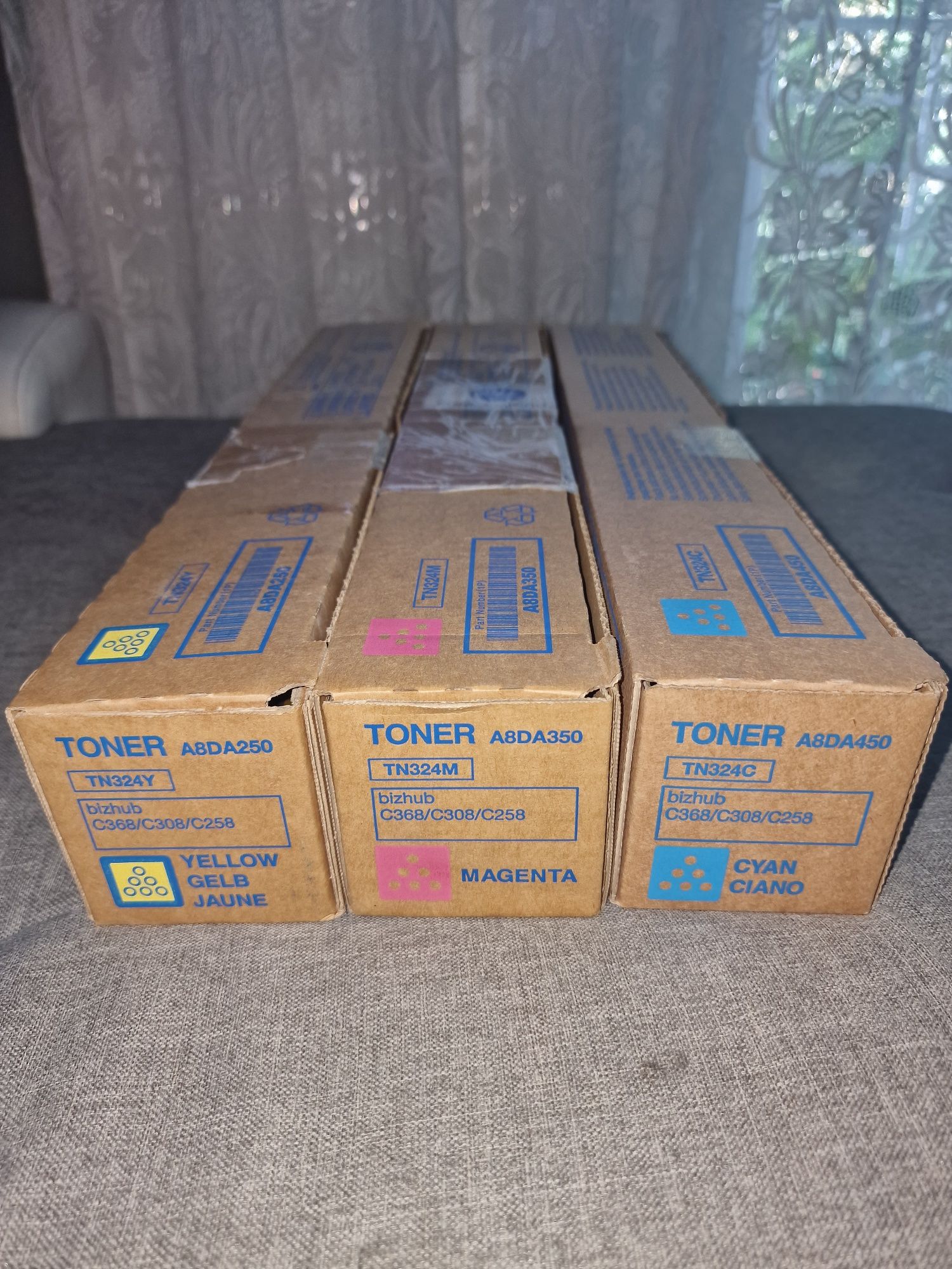 Nowy oryginalny toner A8DA350/TN324M magenta
