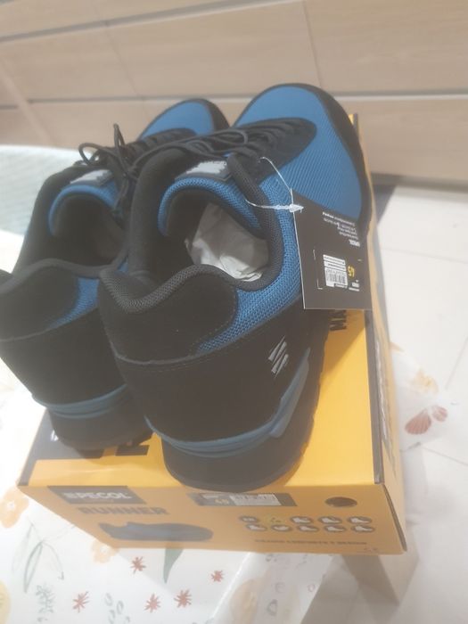 Sapatos de segurança pecol