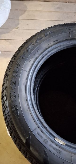 Продам зимнюю резину R15