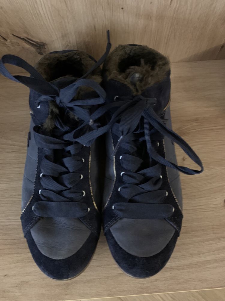 Trampki sneakersy jesien zima lacoste