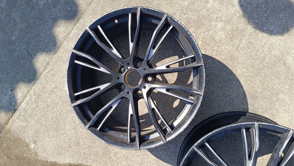 Duas Jantes bmw 20 624m originais um 8j e  8.5j