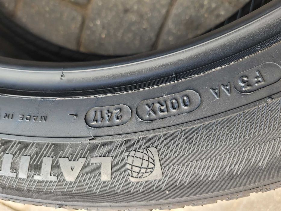 255 / 45  R 20   Michelin      Lato / Komplet