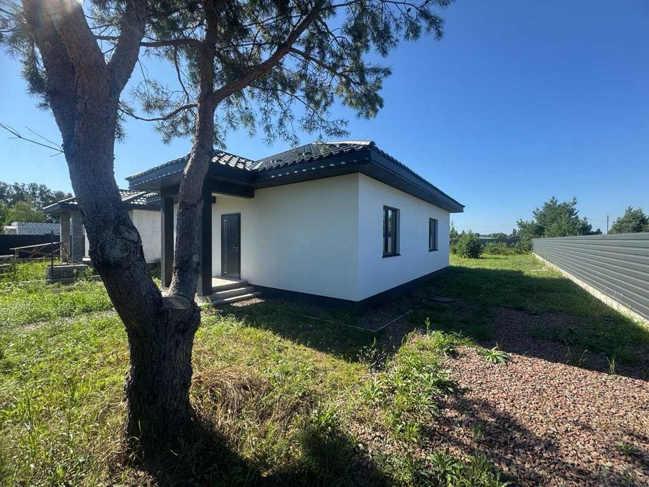 Продам новий будинок 92 м2 з терасою,тихе місцеі на 7,5 сотках без %