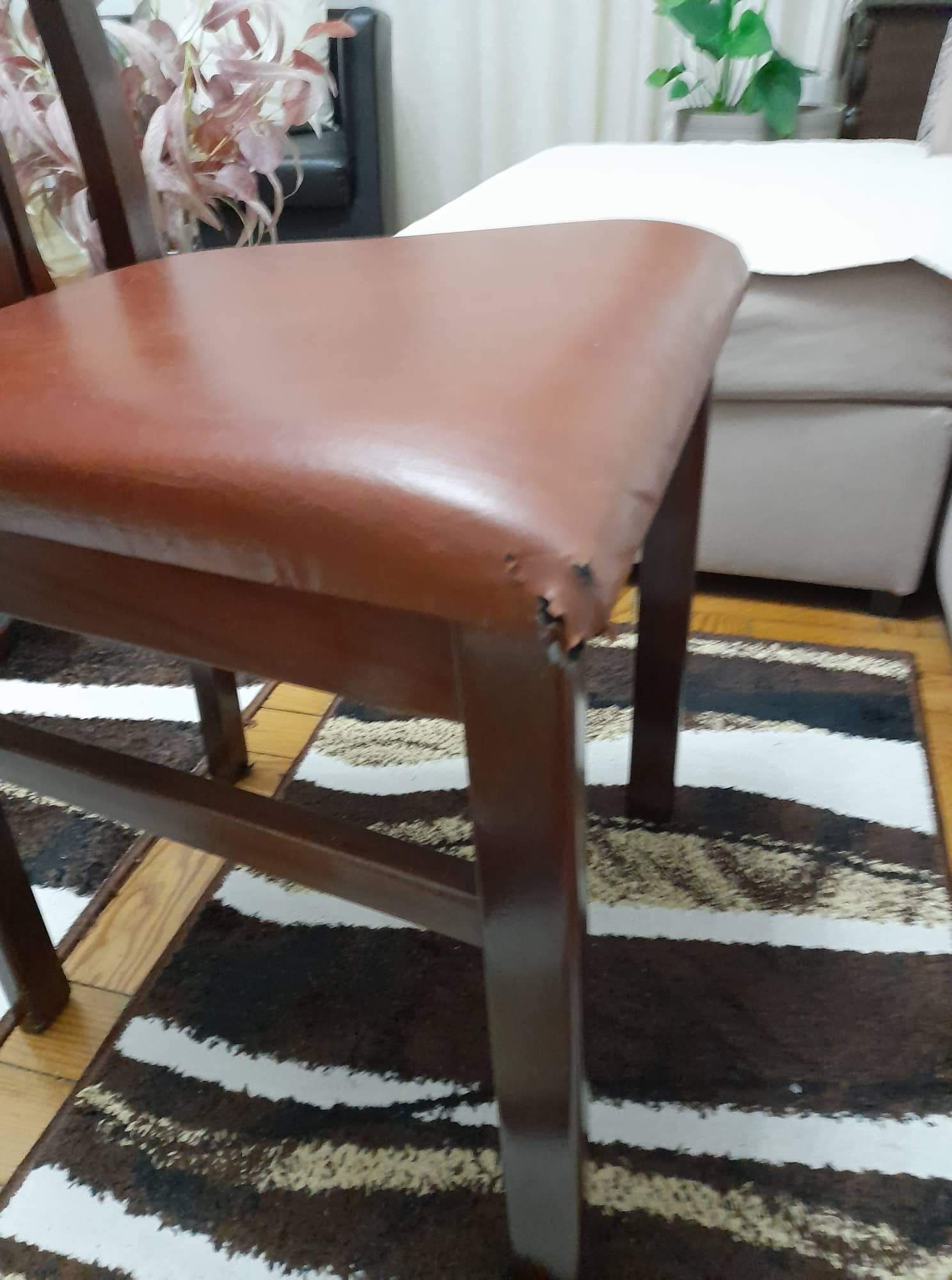 Mesa Extensível + 3 Cadeiras | Vintage