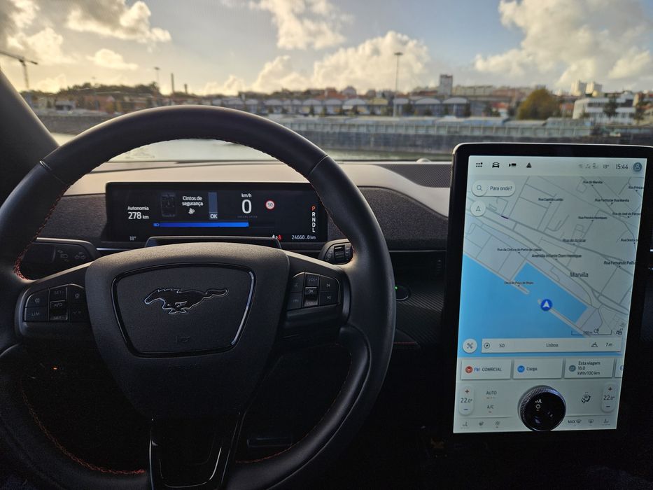 Ford Mustang Mach 75.7 kWH Premium AWD