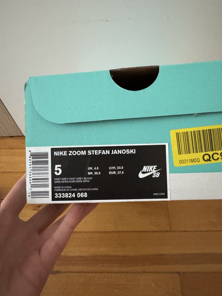 Nike stefan janoski sb biale szare czarne 23,5cm 37,5