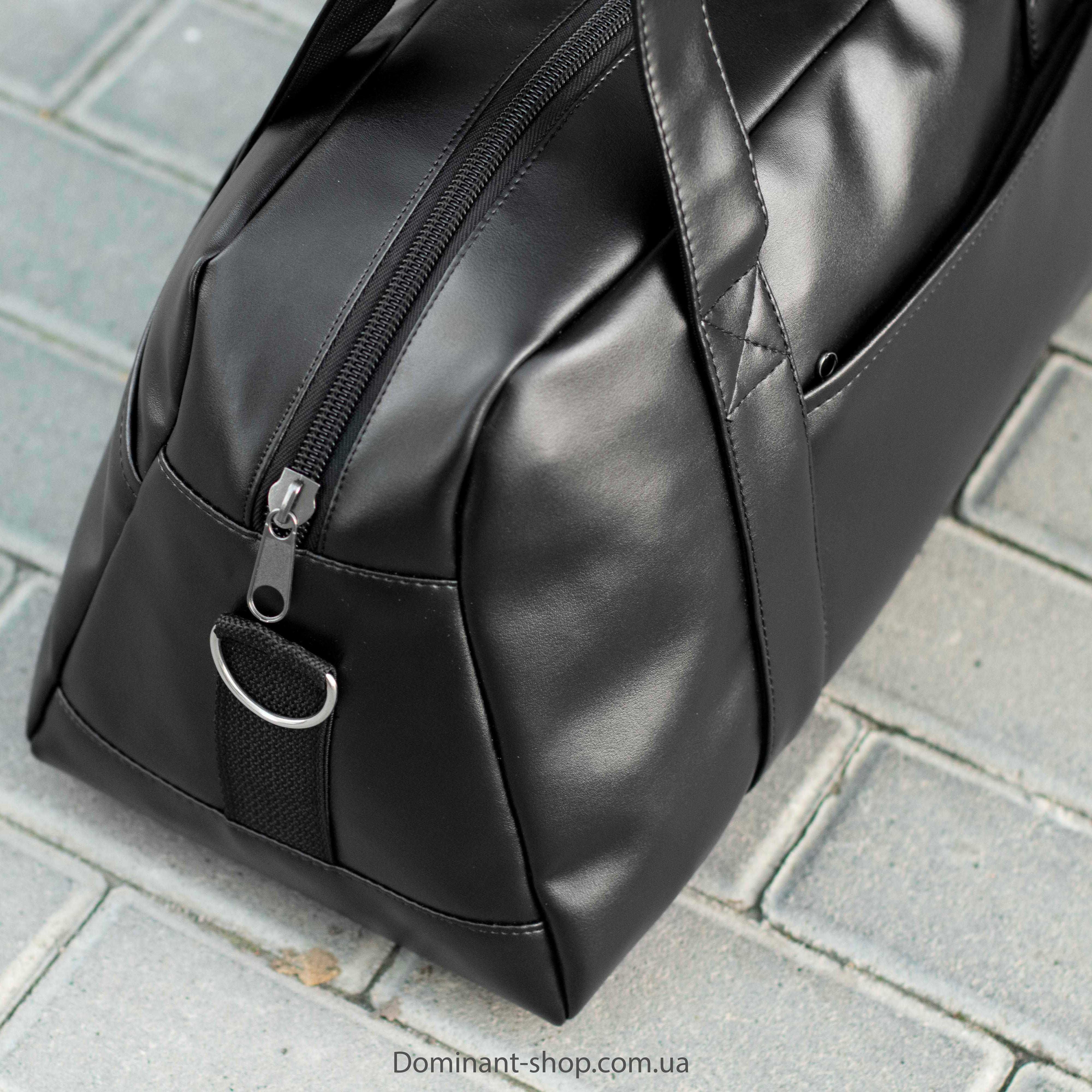 Дорожная сумка Urban черная из эко кожи на 24 л