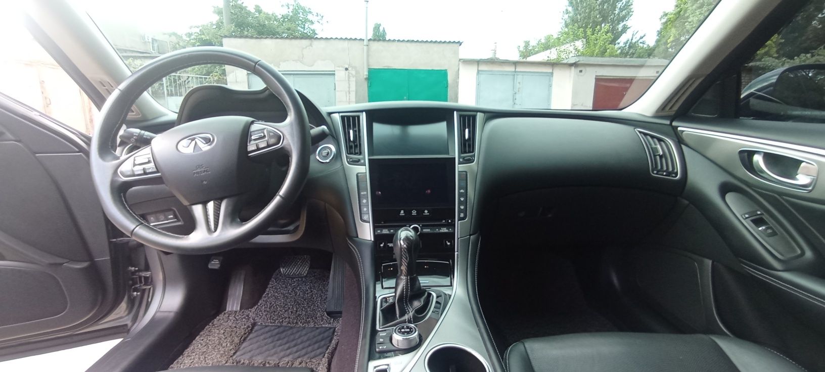 Infinity Q50 premium