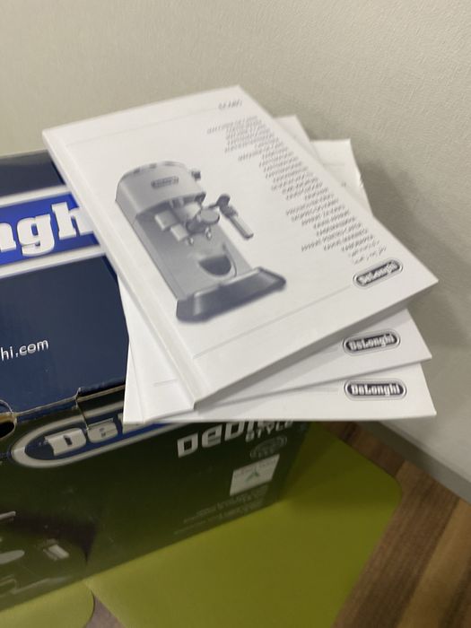 Продам рожковую кофемашину DeLonghi 685