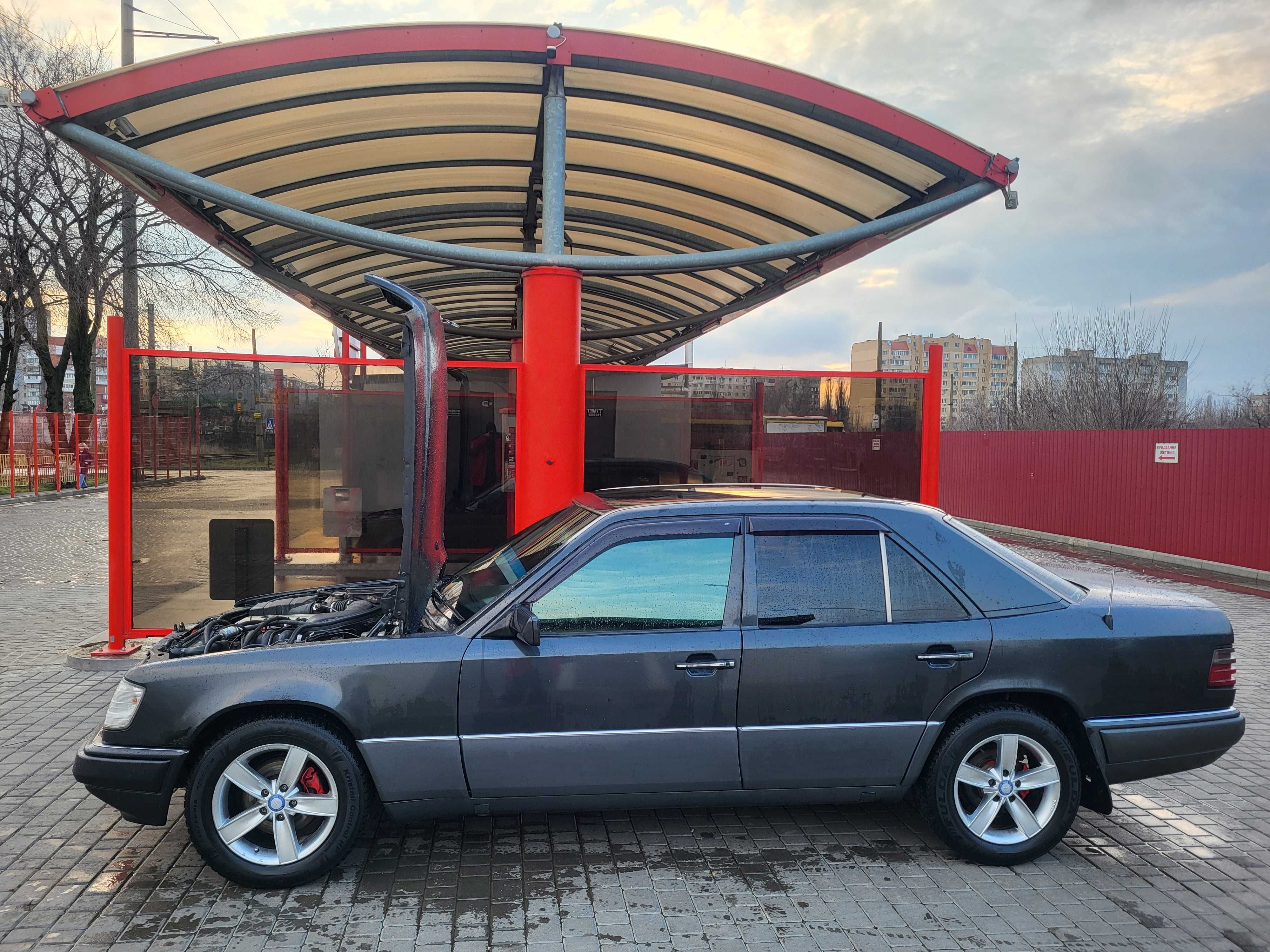 Продам /Мерседес 124..