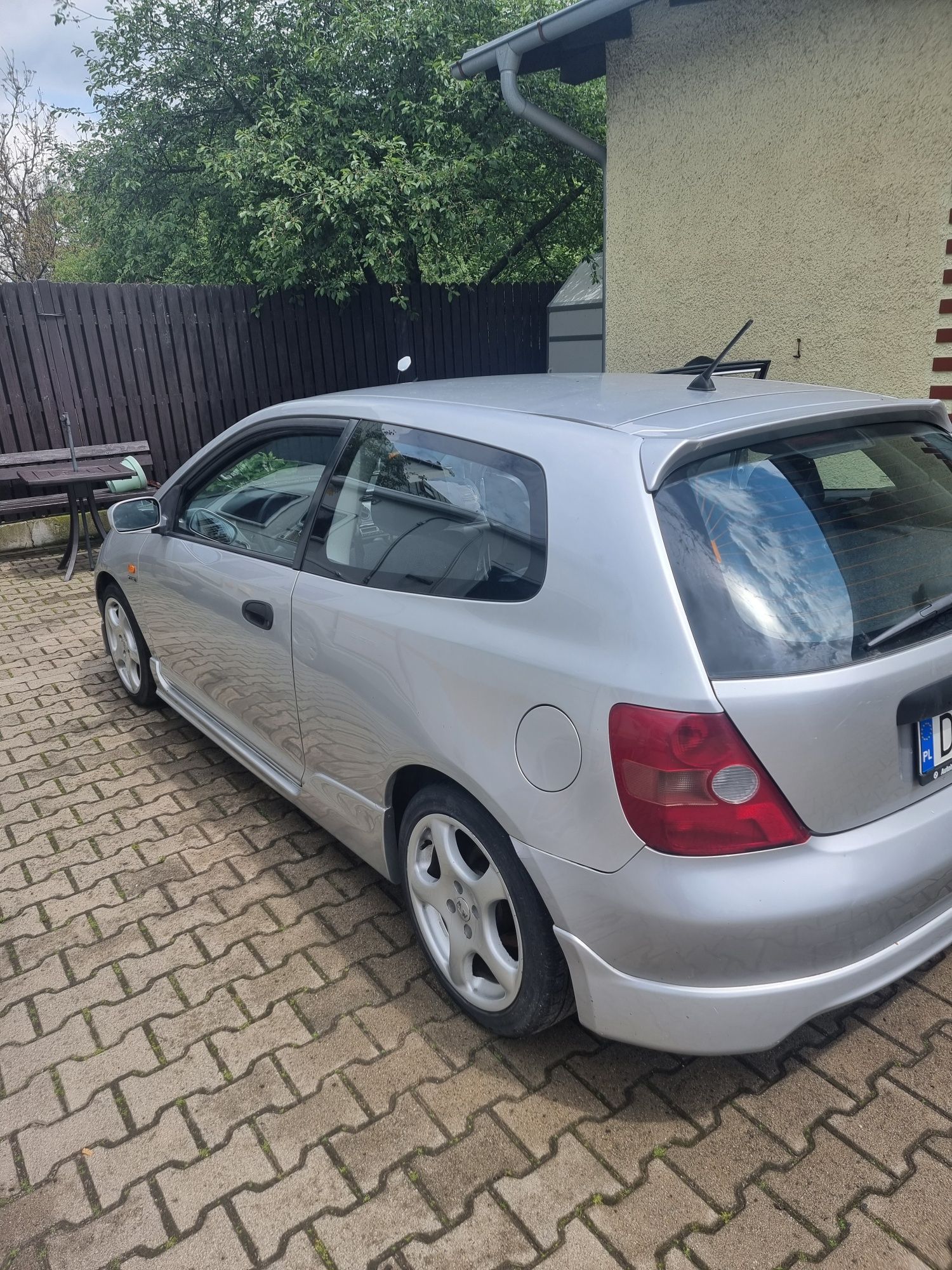 Honda Civic 1.6 benzyna VTEC stan bardzo dobry