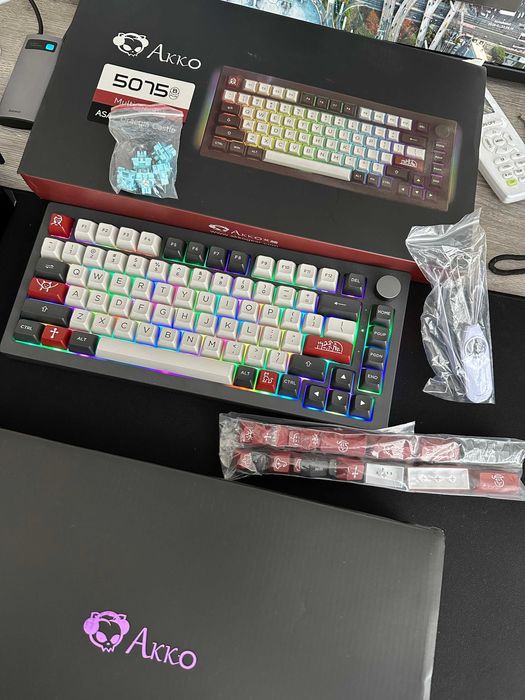 Механічна клавіатура Akko 5075B Plus Dracula HotSwap
