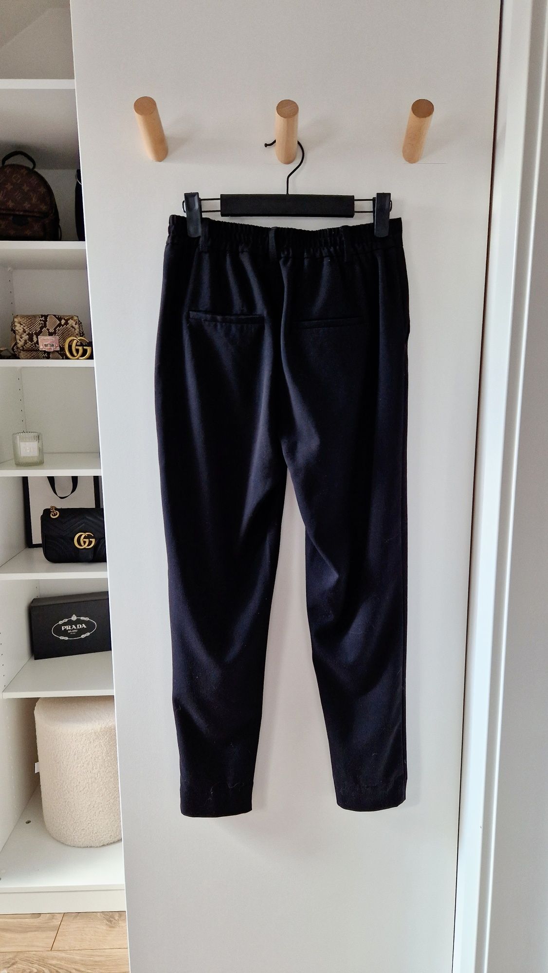 Spodnie cygaretki ONLY XS