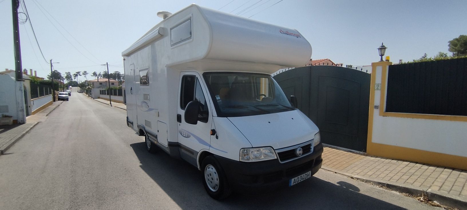 Autocaravana com beliche - climatizador viesa